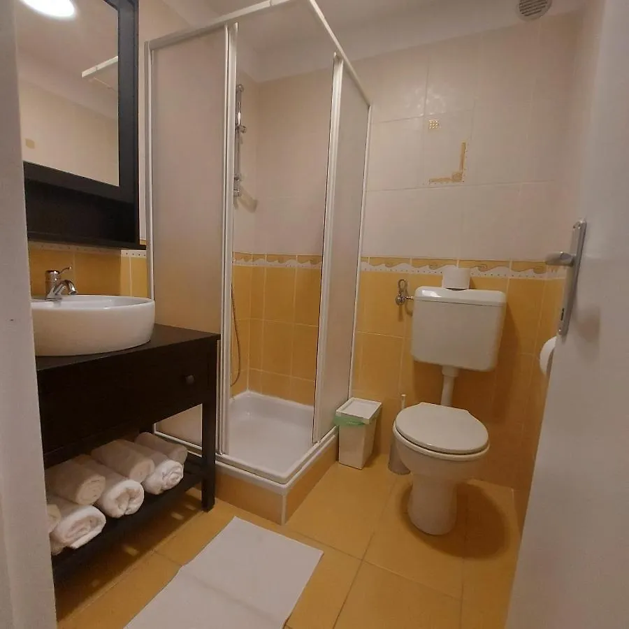 Apartman Kundih Biograd Na Moru
